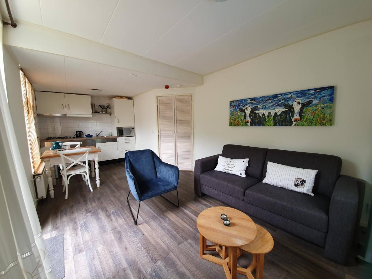 D'Oude Herbergh, Vakantiehuizen Aan Het Water Terherne Exterior foto